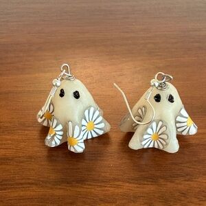 Ghost Earrings with Daisy Design
